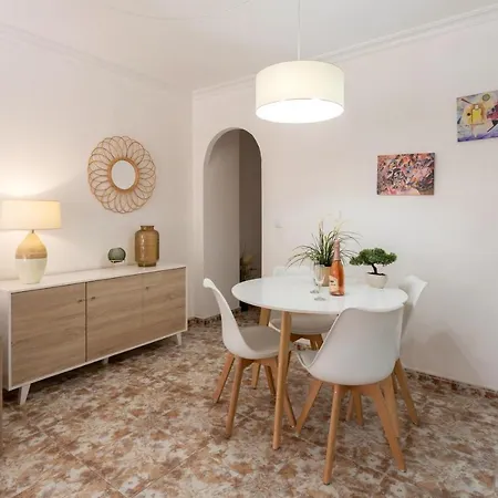 شقة 50 Meters From The تورّيفيِخا